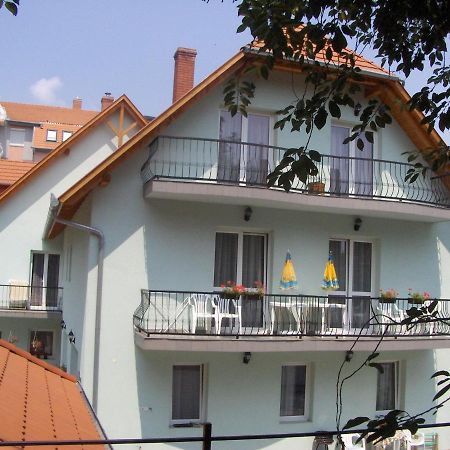 Zsanett Appartement Hévíz 外观 照片