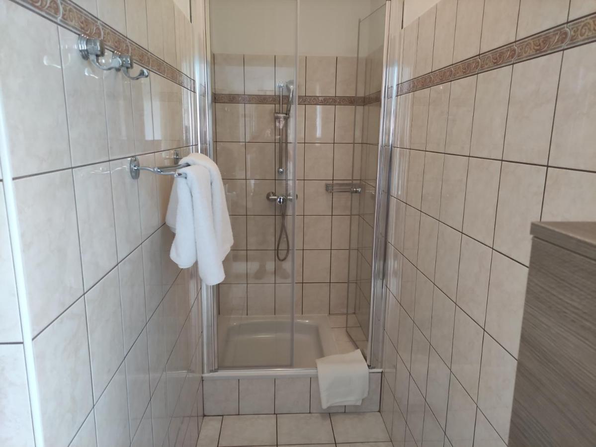 Zsanett Appartement Hévíz 外观 照片