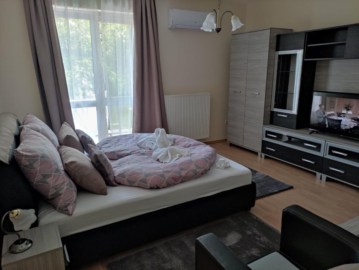 Zsanett Appartement Hévíz 外观 照片