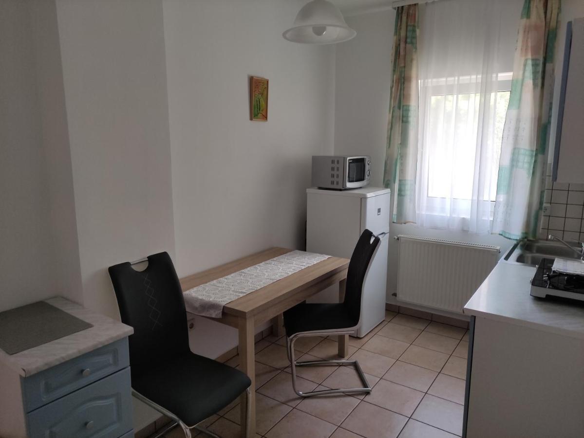Zsanett Appartement Hévíz 外观 照片