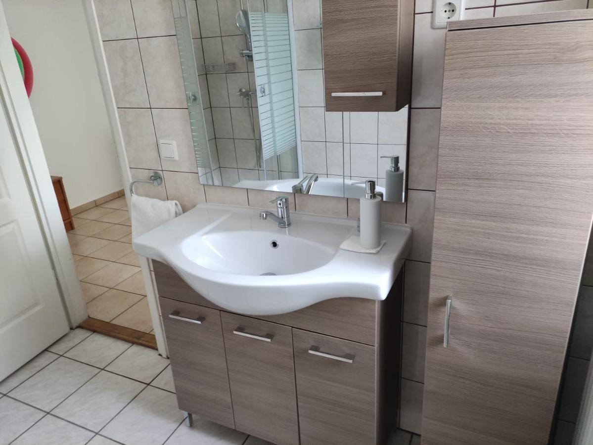 Zsanett Appartement Hévíz 外观 照片